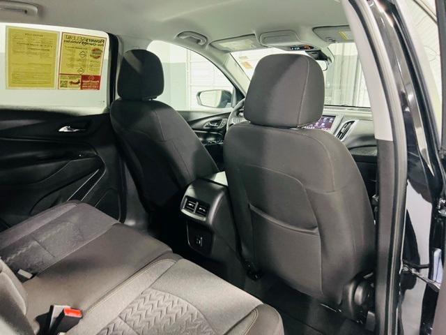 Photo of 2024 Mosaic Black Metallic Chevrolet Equinox