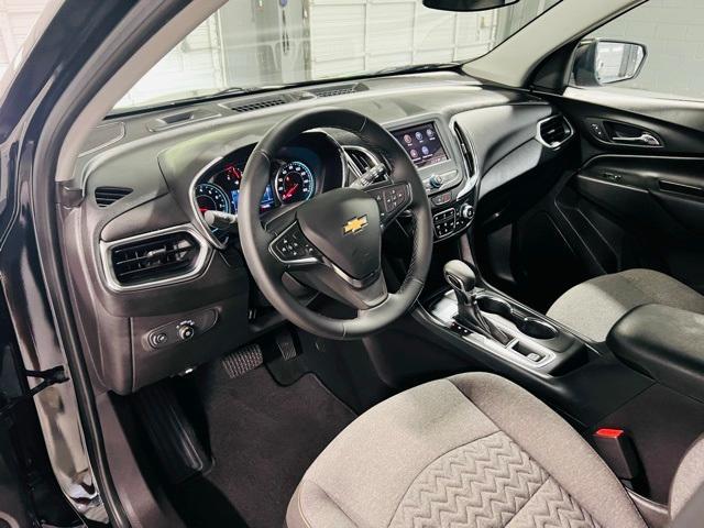 Photo of 2024 Mosaic Black Metallic Chevrolet Equinox