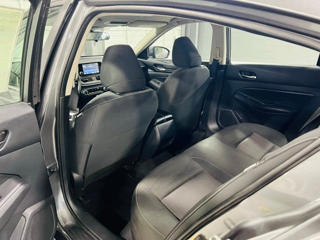 Photo of 2022 Gun Metallic Nissan Altima