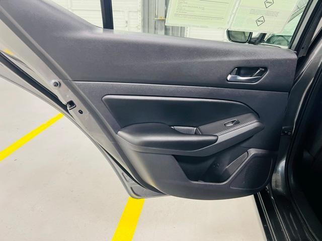 Photo of 2022 Gun Metallic Nissan Altima