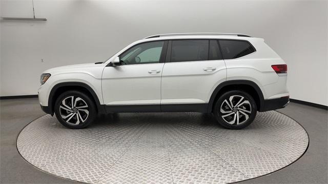Photo of 2022 Oryx White Pearl Effect Volkswagen Atlas