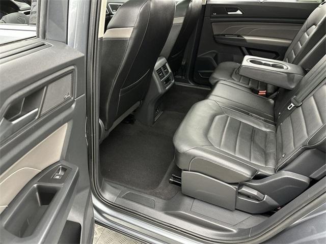 Photo of 2021 Platinum Gray Metallic Volkswagen Atlas