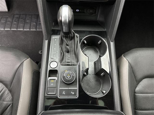 Photo of 2021 Platinum Gray Metallic Volkswagen Atlas