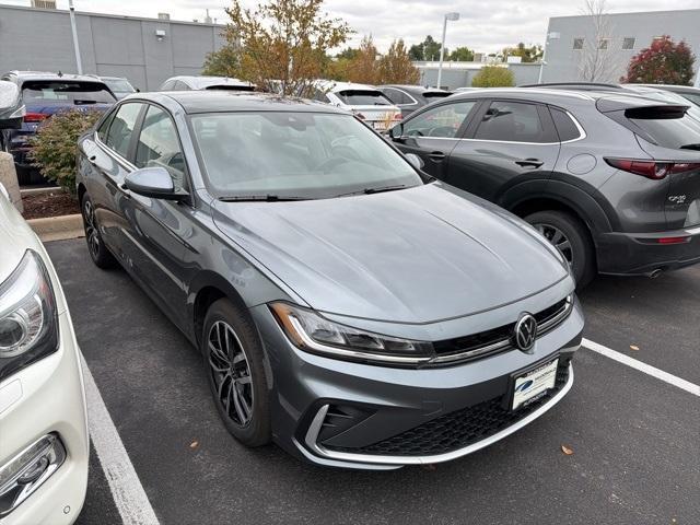 Photo of 2025 Platinum Gray Metallic Volkswagen Jetta