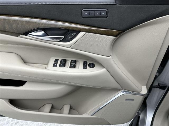 Photo of 2019 Radiant Silver Metallic Cadillac Escalade