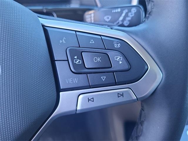 Photo of 2025 Pure White Volkswagen Atlas