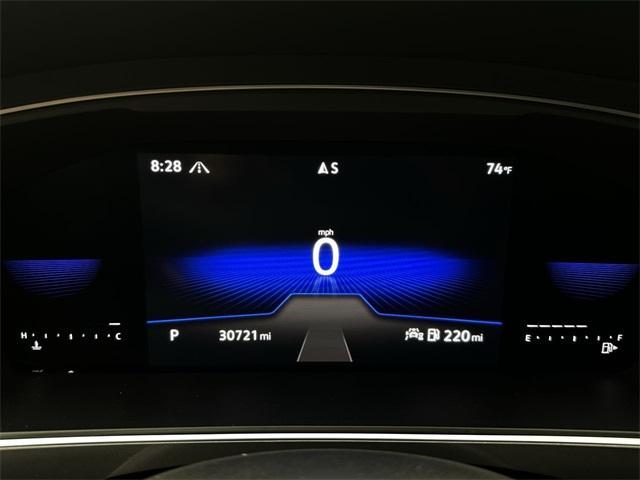 Photo of 2022 Pure White Volkswagen Tiguan