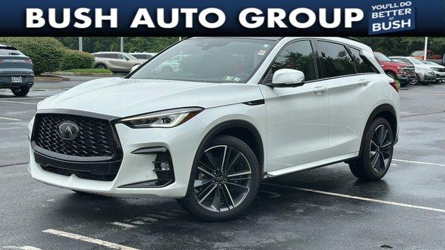Photo of 2025 Radiant White INFINITI QX50