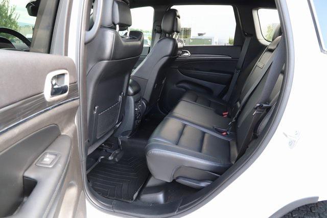 Photo of 2020 Bright White Clearcoat Jeep Grand Cherokee