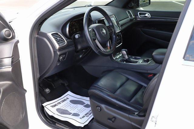 Photo of 2020 Bright White Clearcoat Jeep Grand Cherokee