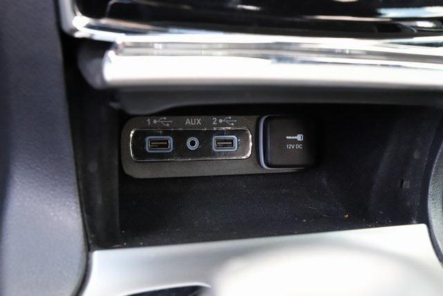 Photo of 2020 Bright White Clearcoat Jeep Grand Cherokee