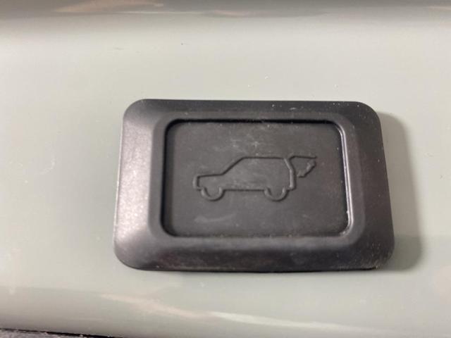 Photo of 2022 Lunar Rock Toyota RAV4