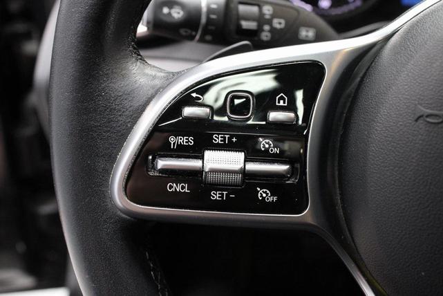 Photo of 2021 Graphite Gray Metallic Mercedes-Benz GLC 300