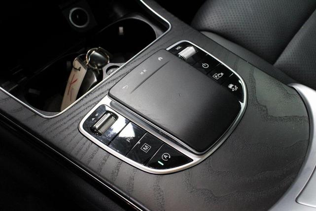 Photo of 2021 Graphite Gray Metallic Mercedes-Benz GLC 300