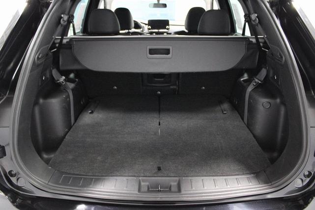 Photo of 2023 Labrador Black Pearl Mitsubishi Outlander