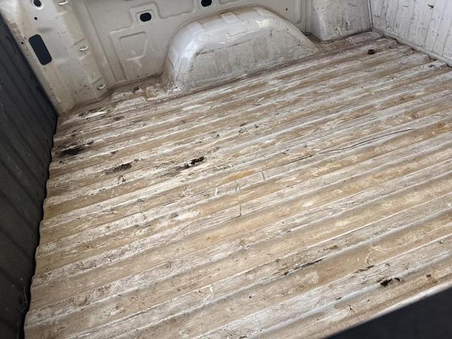 Photo of 2019 Summit White Chevrolet Silverado 1500
