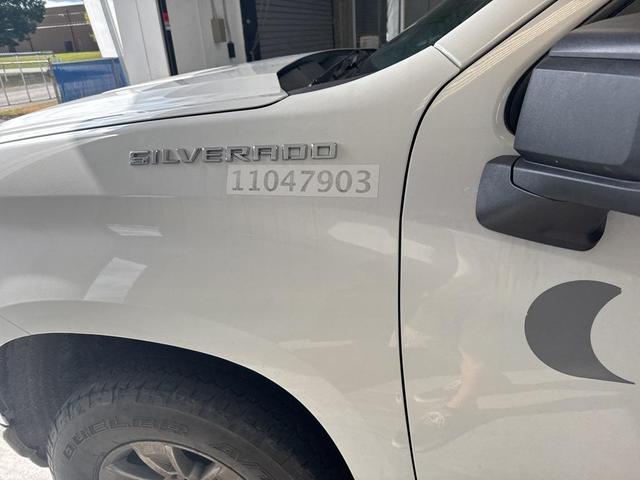 Photo of 2019 Summit White Chevrolet Silverado 1500