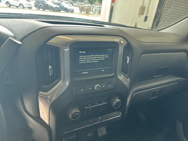 Photo of 2019 Summit White Chevrolet Silverado 1500