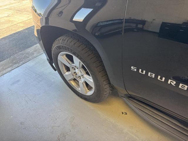Photo of 2019 Black Chevrolet Suburban