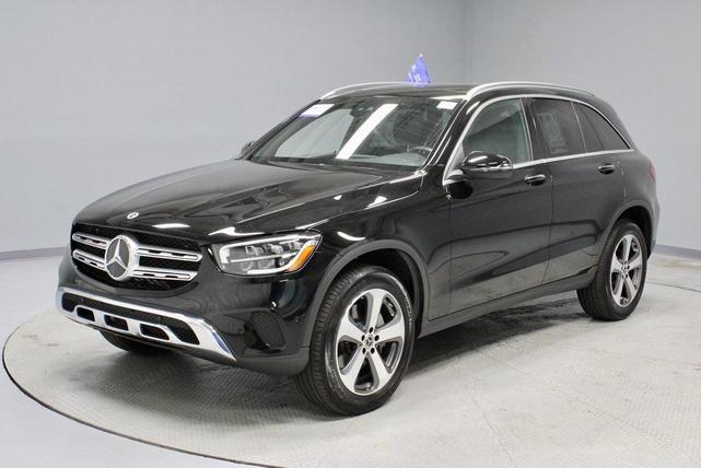 Photo of 2022 Black Mercedes-Benz GLC 300