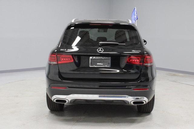 Photo of 2022 Black Mercedes-Benz GLC 300