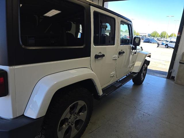 Photo of 2016 Bright White Clearcoat Jeep Wrangler Unlimited