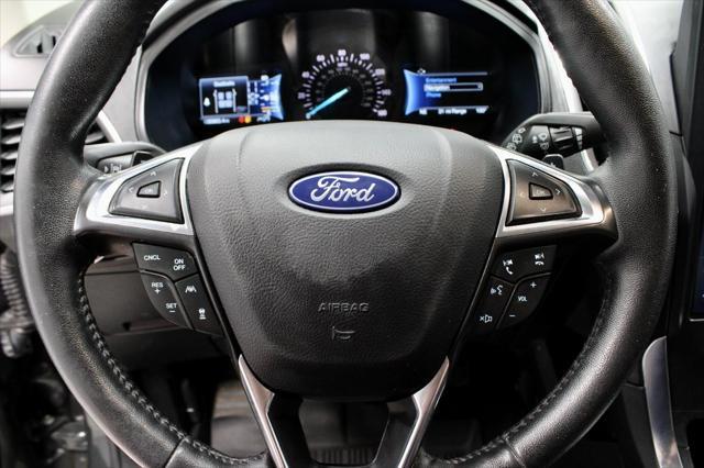 Photo of 2022 Forged Green Metallic Ford Edge