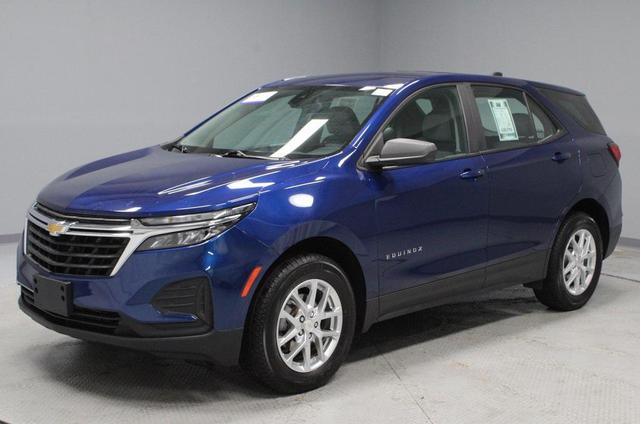 Photo of 2022 Blue Glow Metallic Chevrolet Equinox