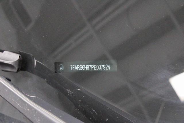Photo of 2023 Platinum White Pearl Honda CR-V Hybrid