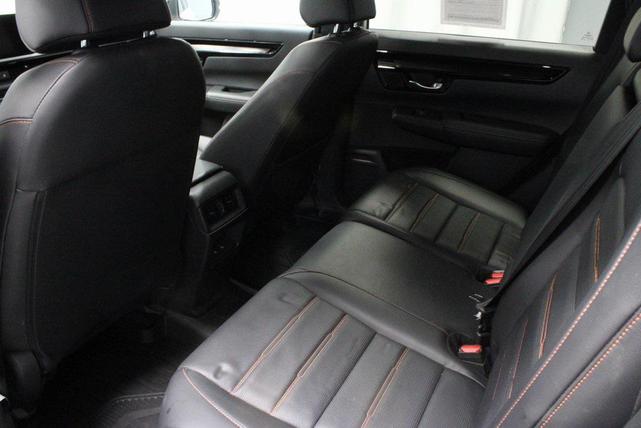 Photo of 2023 Platinum White Pearl Honda CR-V Hybrid