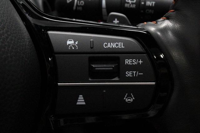 Photo of 2023 Platinum White Pearl Honda CR-V Hybrid