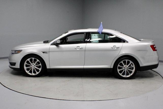 Photo of 2016 Ingot Silver Metallic Ford Taurus