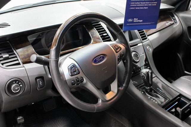 Photo of 2016 Ingot Silver Metallic Ford Taurus