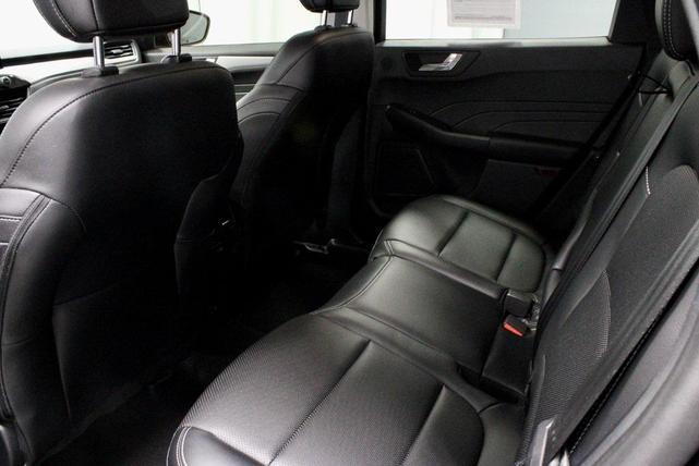 Photo of 2021 Blue Ford Escape