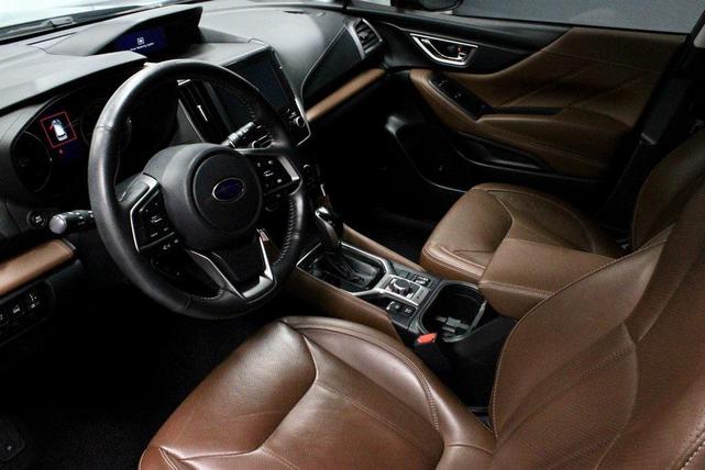 Photo of 2020 Magnetite Gray Metallic Subaru Forester