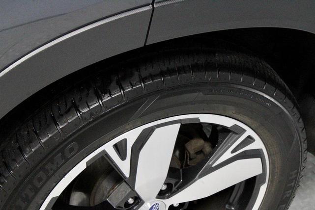 Photo of 2020 Magnetite Gray Metallic Subaru Forester