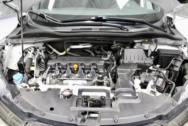 Photo of 2022 Platinum White Pearl Honda HR-V