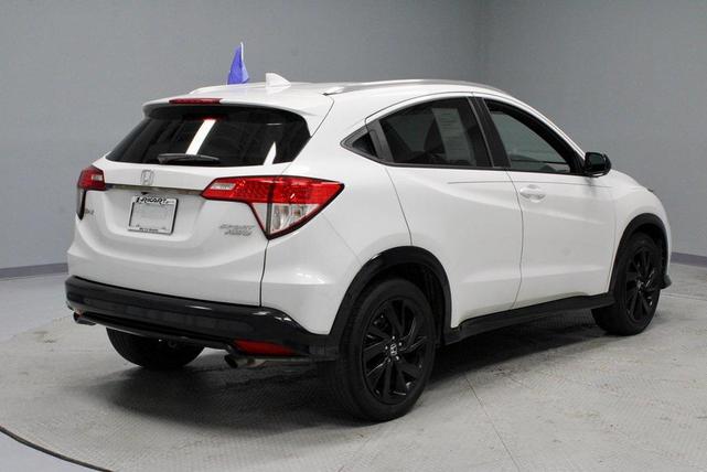 Photo of 2022 Platinum White Pearl Honda HR-V