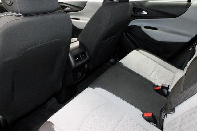 Photo of 2022 Iron Gray Metallic Chevrolet Equinox