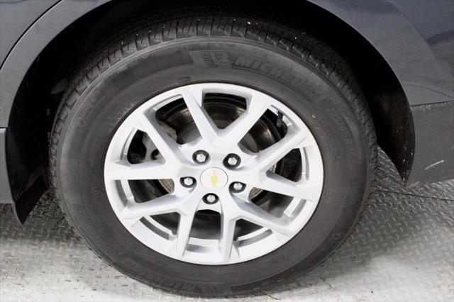 Photo of 2022 Iron Gray Metallic Chevrolet Equinox