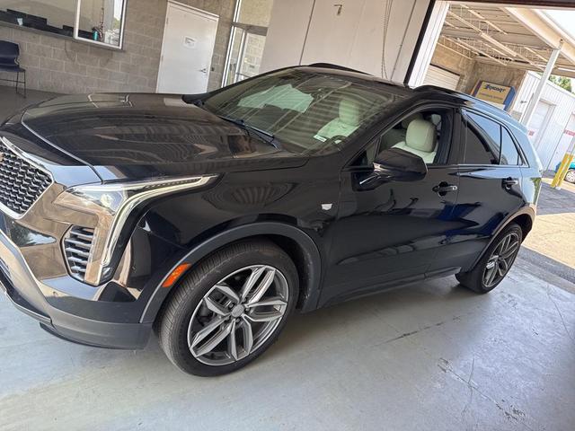 Photo of 2020 Stellar Black Metallic Cadillac XT4