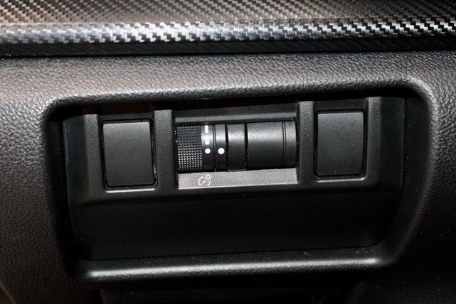Photo of 2024 Ice Silver Metallic Subaru Crosstrek