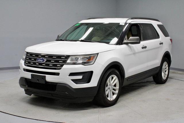 Photo of 2017 Oxford White Ford Explorer