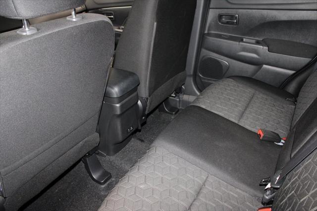 Photo of 2023 Alloy Silver Metallic Mitsubishi Outlander Sport