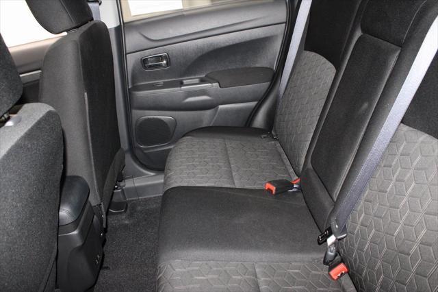 Photo of 2023 Alloy Silver Metallic Mitsubishi Outlander Sport