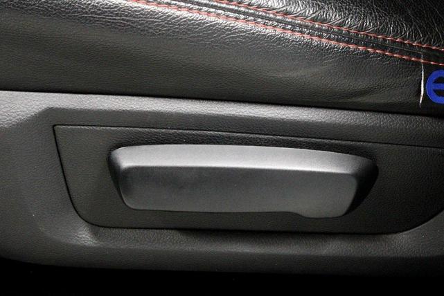 Photo of 2014 Black Clearcoat RAM 1500