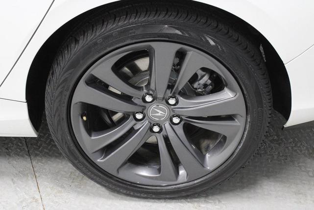 Photo of 2023 Platinum White Pearl Acura TLX