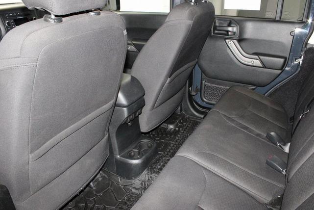 Photo of 2017 Rhino Clearcoat Jeep Wrangler Unlimited