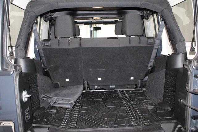 Photo of 2017 Rhino Clearcoat Jeep Wrangler Unlimited
