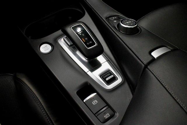 Photo of 2024 Lunar White INFINITI QX50
